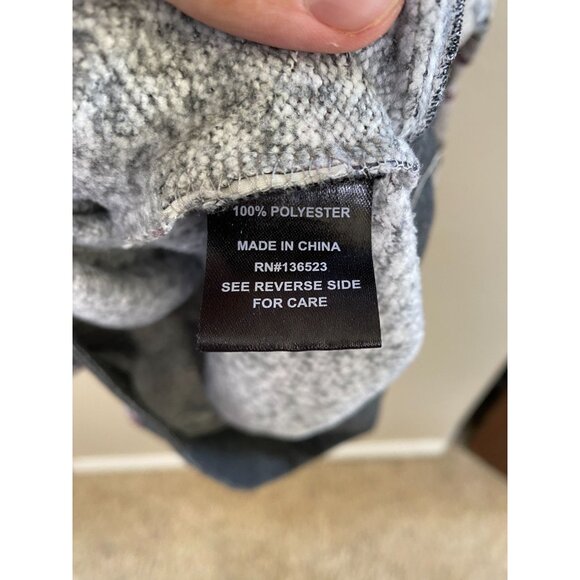 Brooklyn Cloth Mens Aztec Striped Pullover Hoodie M Red Gray Polyester Pocket - Picture 4 of 7